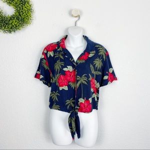 Caribbean Joe Red Hibiscus Hawaiian Tie Crop Top